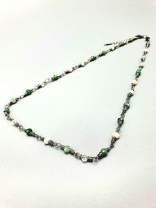 Ocelový drátovaný náhrdelník - zelený tón, ruční výroba