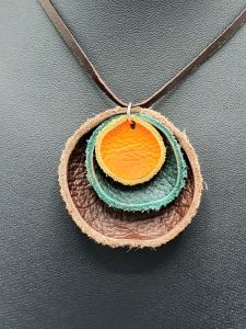 Kožený náhrdelník - Tři kruhy podzimu