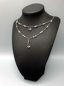 Ocelový náhrdelník - fialovobéžový tón, ruční výroba
