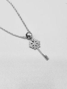 Ocelový náhrdelník - Klíč vločkový