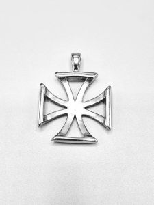 Ocelový přívěsek - Maltézský kříž obrys malý