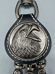 Pánská klíčenka s orlem v kruhu