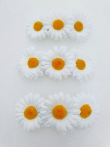 Květinová spona do vlasů - kopretina (8 x 1 cm)