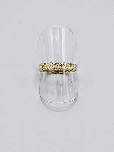 Ocelový prstýnek - obruč zdobená kamínky ve zlatém provedení | vel. 7, vel. 8, vel. 9, vel. 10