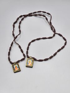 Růženec č. 39 šňůrkový drhaný náhrdelník / náramek