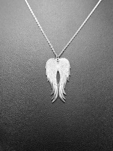Ocelový náhrdelník - andělská křídla