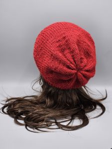 Ručně pletená čepice - s širokým lemem - červená (54 - 63 cm)