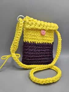 Crossbody kabelka pro slečny sytě fialovo-žlutá