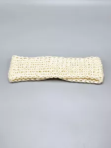 Ručně pletená merino čelenka smetanová křížená (54 - 58 cm)