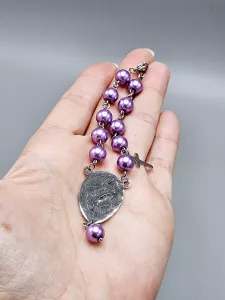 Desátek na ruku - fialové perle 8 mm