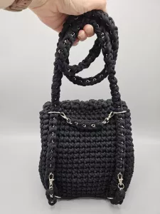 Dámský batoh - crossbody kabelka černá