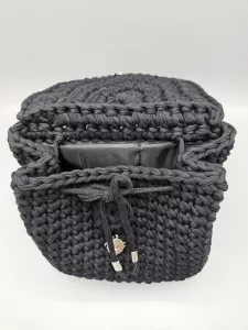 Dámský batoh - crossbody kabelka černá