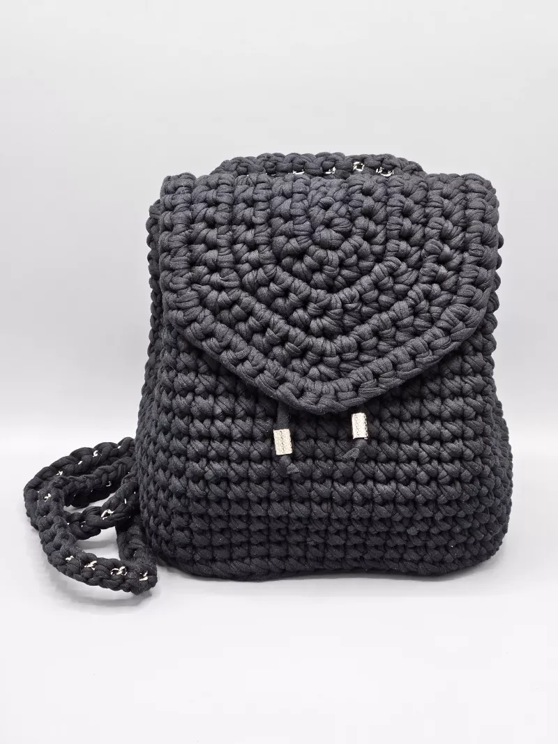 Dámský batoh - crossbody kabelka černá
