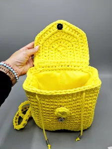 Dámský batoh - crossbody kabelka žlutá