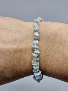 Náramek Larimar sekaný AA kvalita rovnoměrné kamínky - čisté s Křišťálem 17 cm