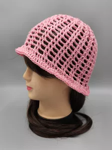Ručně háčkovaný letní klobouček starorůžový (55 - 59 cm)