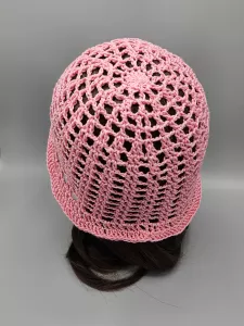 Ručně háčkovaný letní klobouček starorůžový (55 - 59 cm)