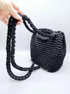 Dámský batoh - crossbody kabelka černá