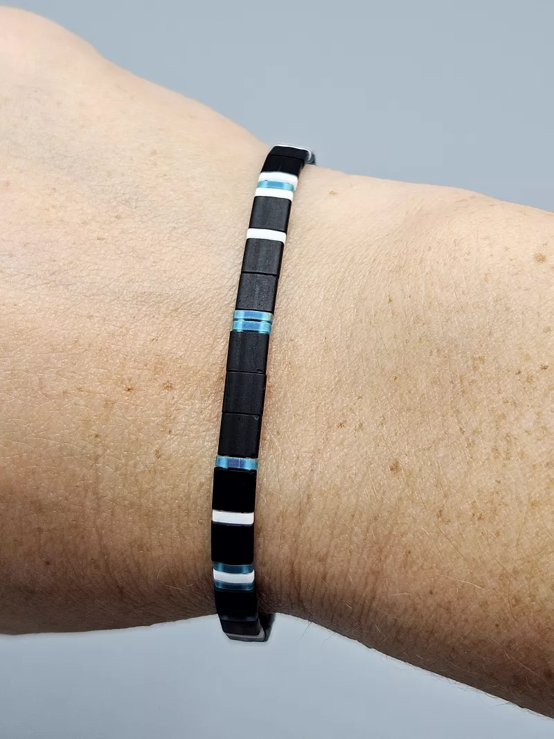 Miyuki Tila náramek - odstín modro černá matná 18,6 cm