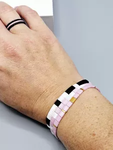 Miyuki Tila náramek - odstín černo bílá s perletí 16 cm