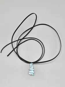 Náhrdelník Larimar AA sekaný - přívěsek na kůži 2