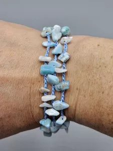 Náhrdelník Larimar na hedvábných nitích