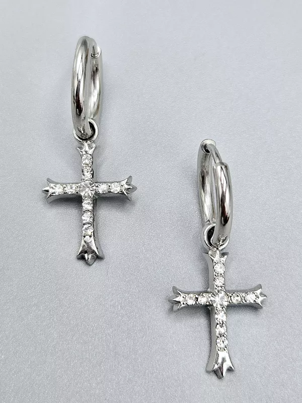 Ocelové náušnice - Kruhy s jemným zdobeným křížem 2