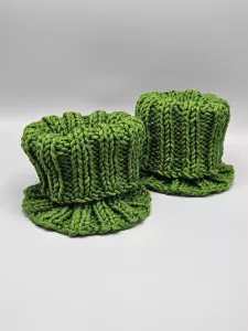 Ručně pletený nákrčník maxi zelený