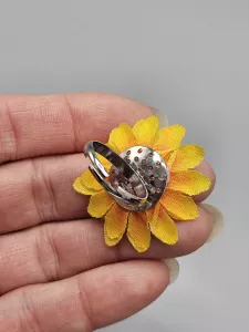 Slunečnicový prsten