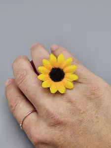 Slunečnicový prsten