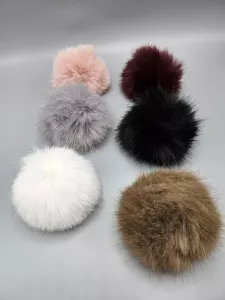 Kožešinová velká bambule 12 cm | světle šedá, bílá, pudrová, černá, tmavá bordó, světle hnědá