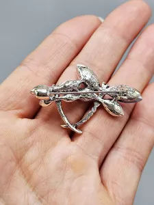 Fialovo šedé vážky - brož