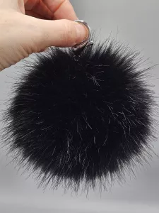 Kožešinová velká bambule 12 cm přívěsek na klíče