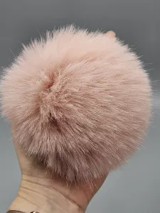 Kožešinová velká bambule 12 cm přívěsek na klíče