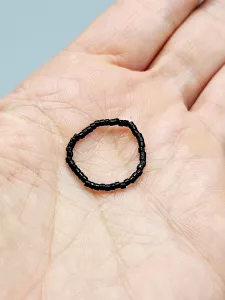 Miyuki Delica prsten - odstín černá lesklá