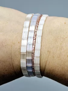 Miyuki Tila náramek - odstín smetanovo broskvová 17 cm