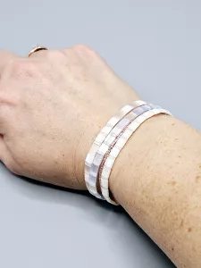 Miyuki Tila náramek - odstín smetanovo broskvová 17 cm