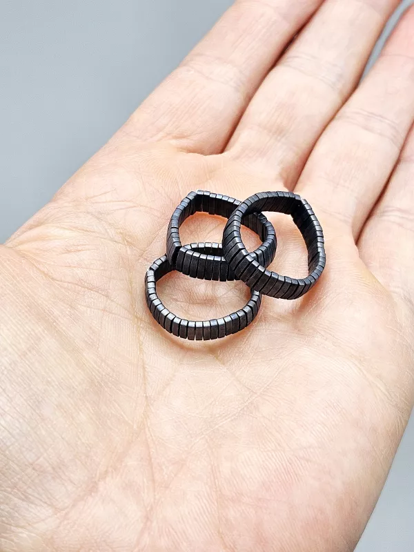 Miyuki Tila prsten - odstín antracitová matná