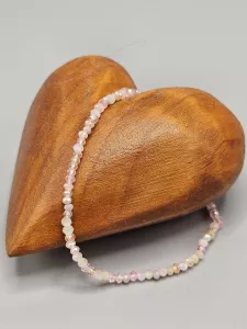 Náramek z růžových broušených korálků s AB efektem | 16 cm, 17 cm, 18 cm
