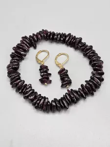 Náušnice - Granát sekané kousky ve zlatém provedení