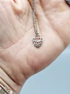 Ocelový náhrdelník - Drobný andělíček se srdíčkem