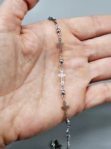 Ocelový náramek - Křížky ve stříbrném provedení