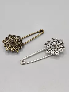 Ozdobný spínací špendlík - Filigránová květina staromosazná | staromosazná, platina
