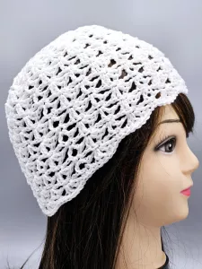 Ručně háčkovaná letní čepka bílá D3 (58 - 60 cm)