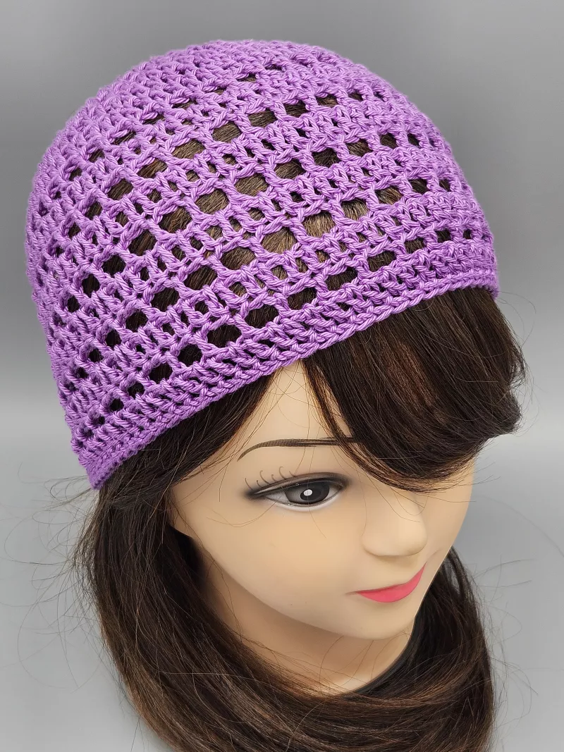 Ručně háčkovaná letní čepka fialová E1 (50 - 54 cm)