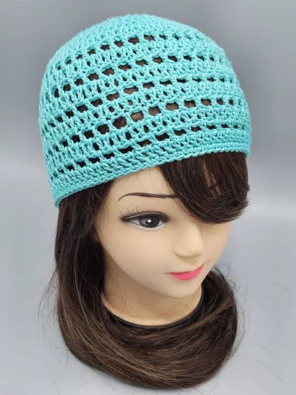 Ručně háčkovaná letní čepka nefritově zelená E1 (50 - 54 cm)