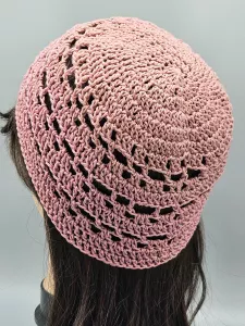 Ručně háčkovaná letní čepka starorůžová C3 (58 - 60 cm)