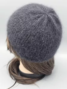 Ručně pletená čepice černá dámská velikost (52 - 54 cm)