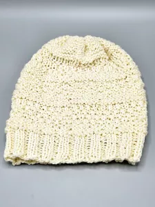 Ručně pletená merino čepice houmleska smetanová (56 - 64 cm)