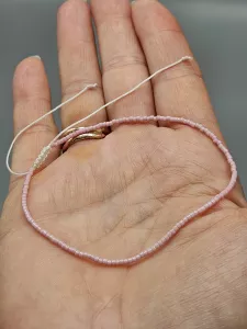 Miyuki Delica náramek na nohu shamballa - odstín starorůžová
